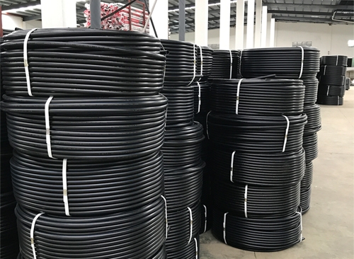 HDPE100級給（gěi）水（shuǐ）管