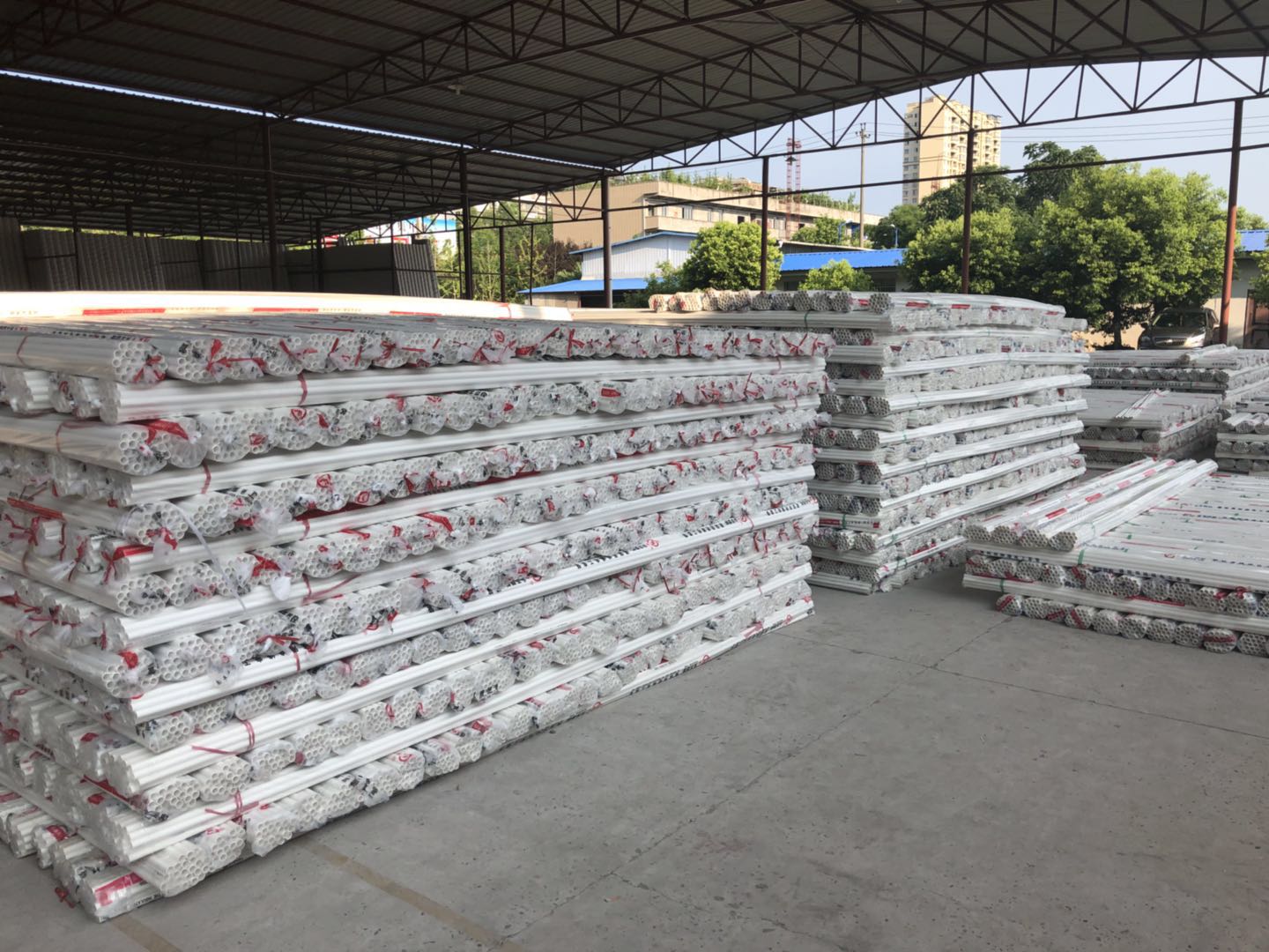 四川（chuān）四房播播五月塑膠有限公司